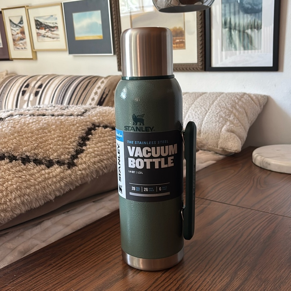 Stanley Adventure Vacuum Bottle